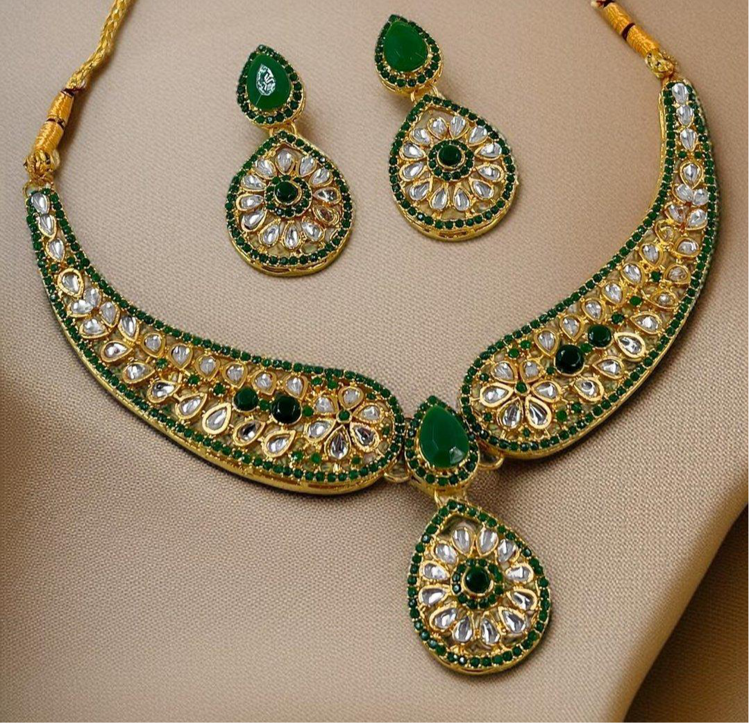 Zarnoor Necklace Set