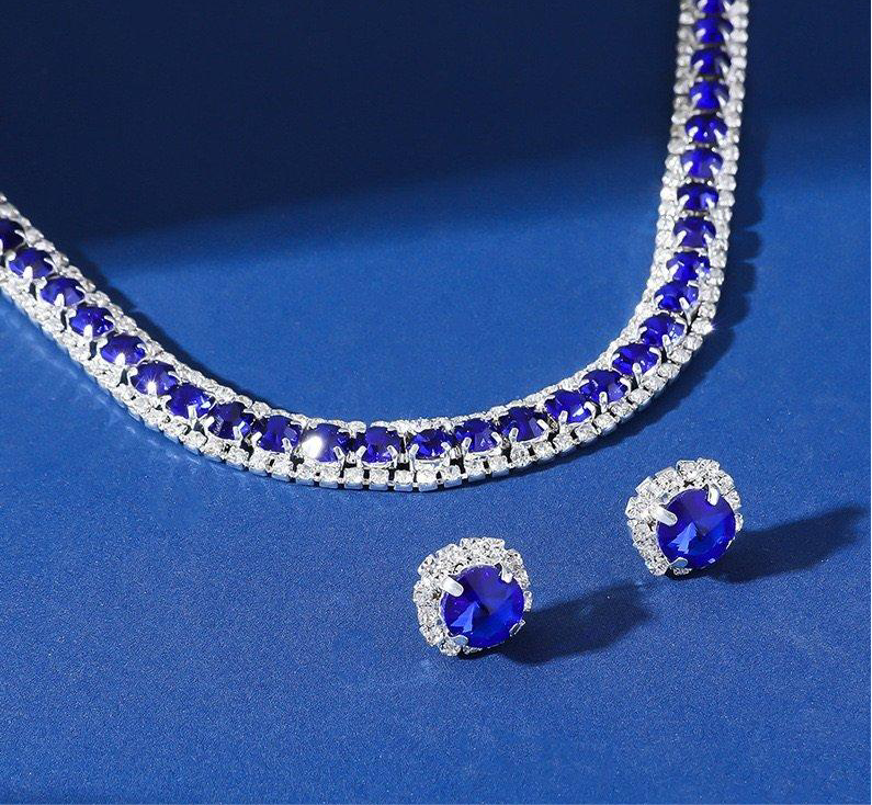 Zircon Circle Layered Necklace Set