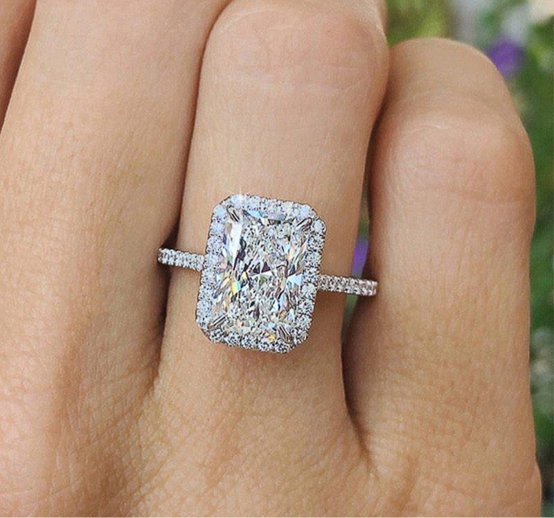 Elsa Zircon Ring