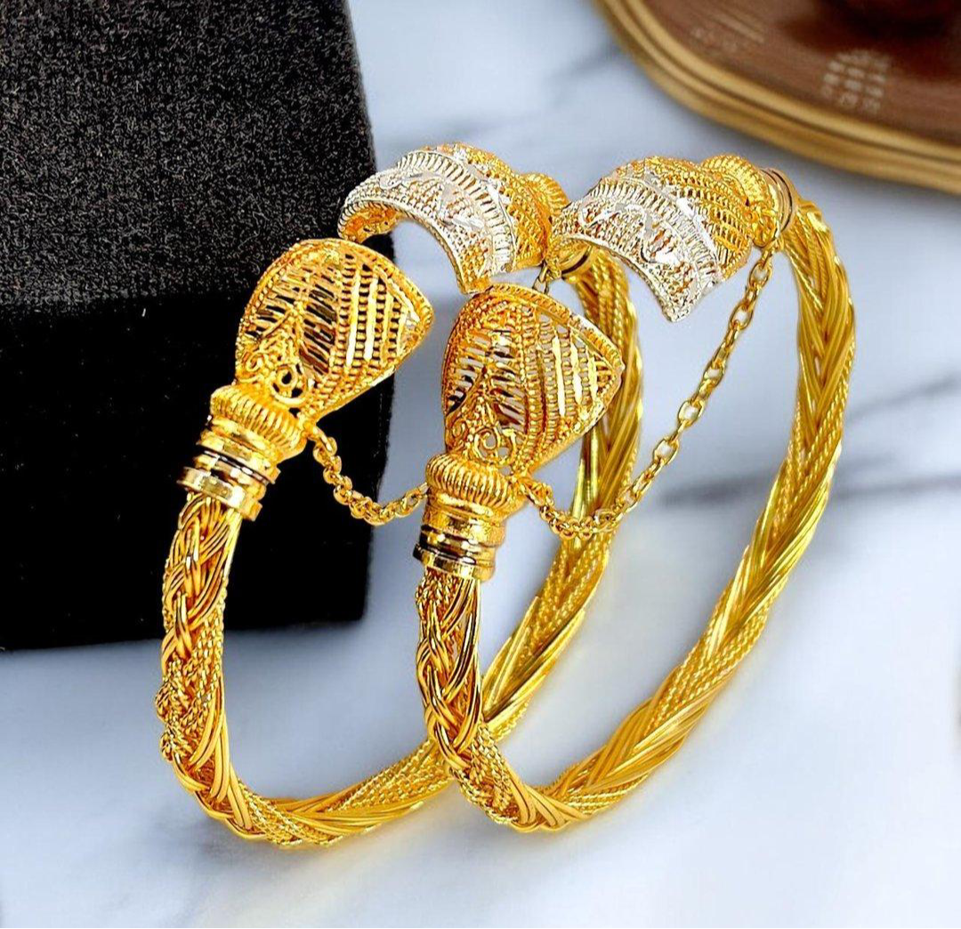 18K Twisted Screw Adjustable Bangle Set