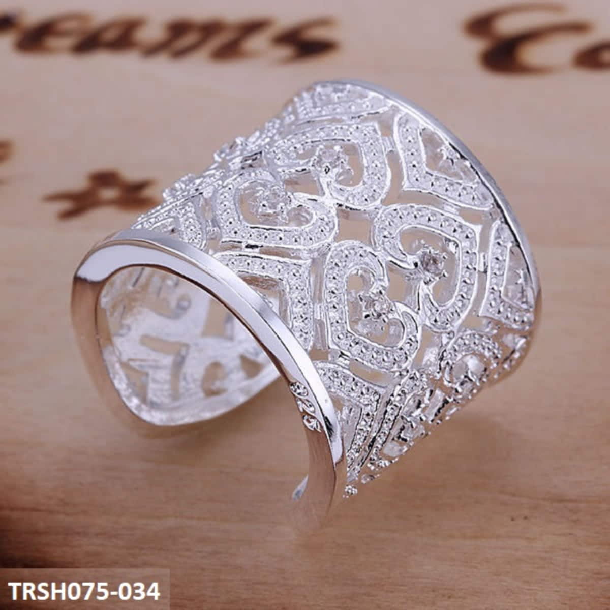 Adjustable silver ring with cubic zirconia
