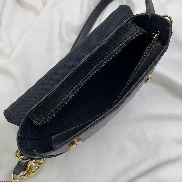Aurelia Saddle Armpit Bag Black