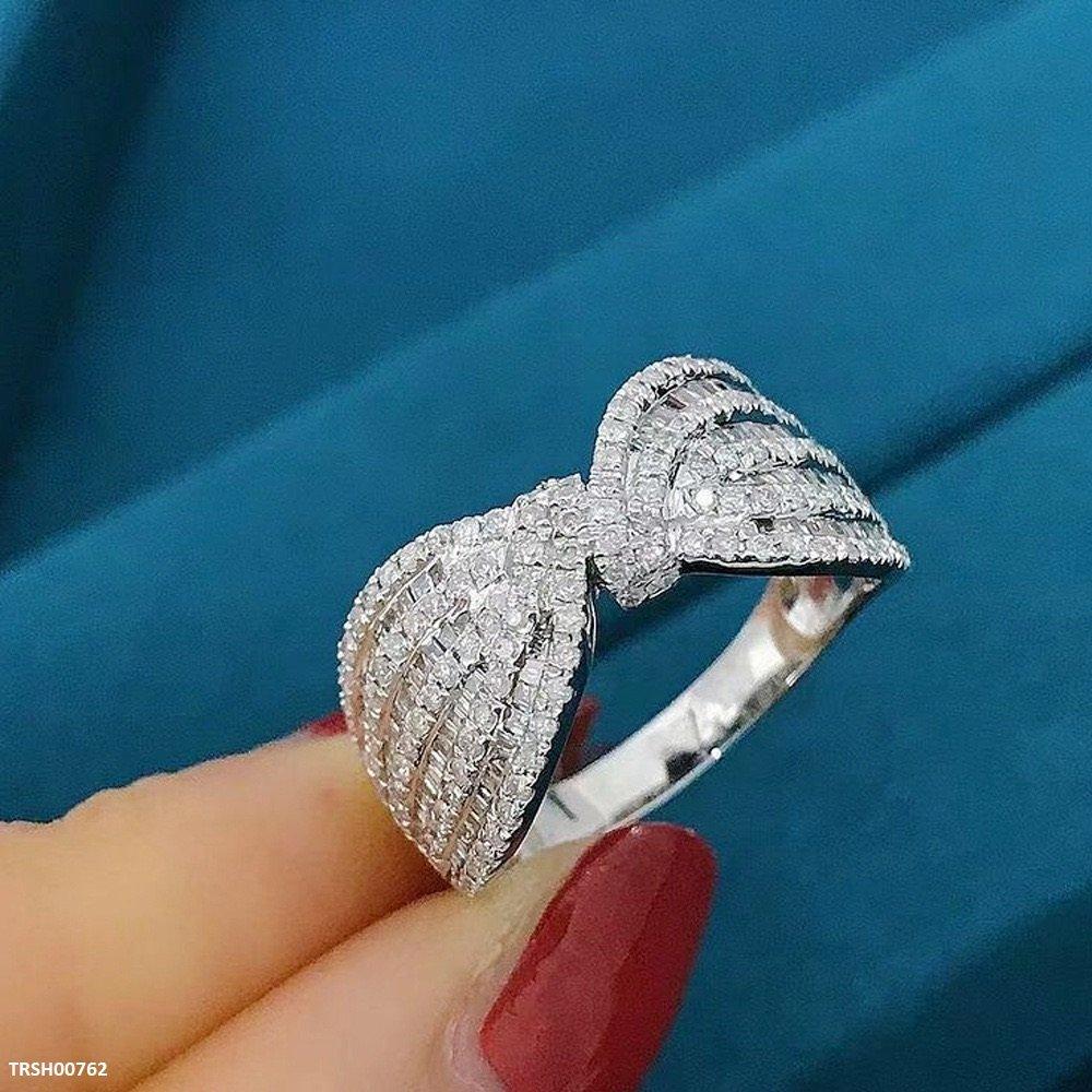 Chic silver-plated party ring