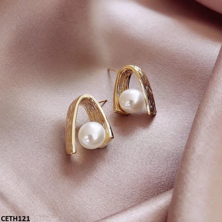 V Shaped Pearl Ear Tops Pair - Havenon Store