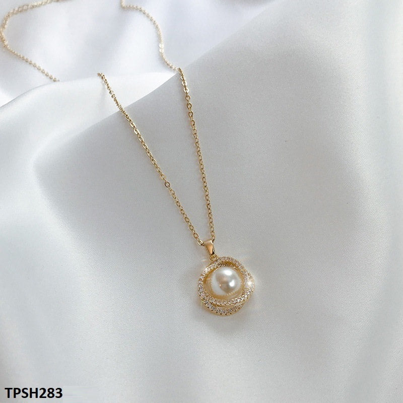 Golden bow/curb pattern chain
