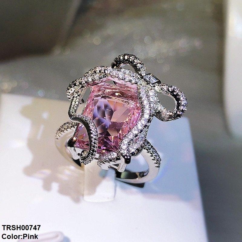 Rectangle bow ring with zircon stones