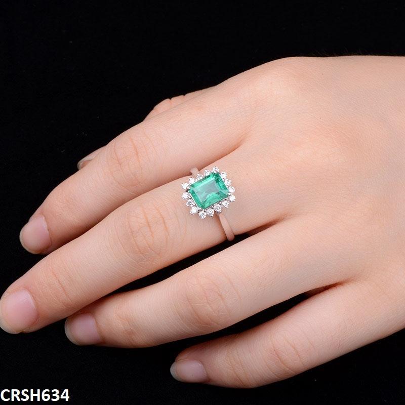 Emerald Adjustable Square Ring - Havenon Store