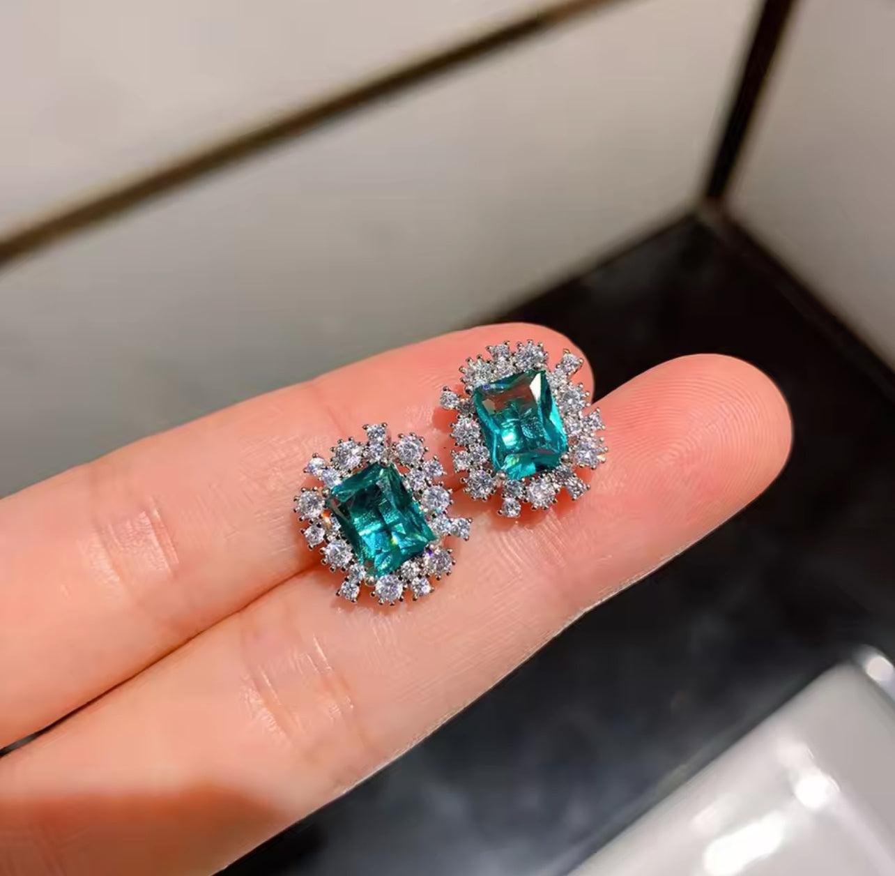 Teal Zircon Flower Pendant Set - Havenon Store