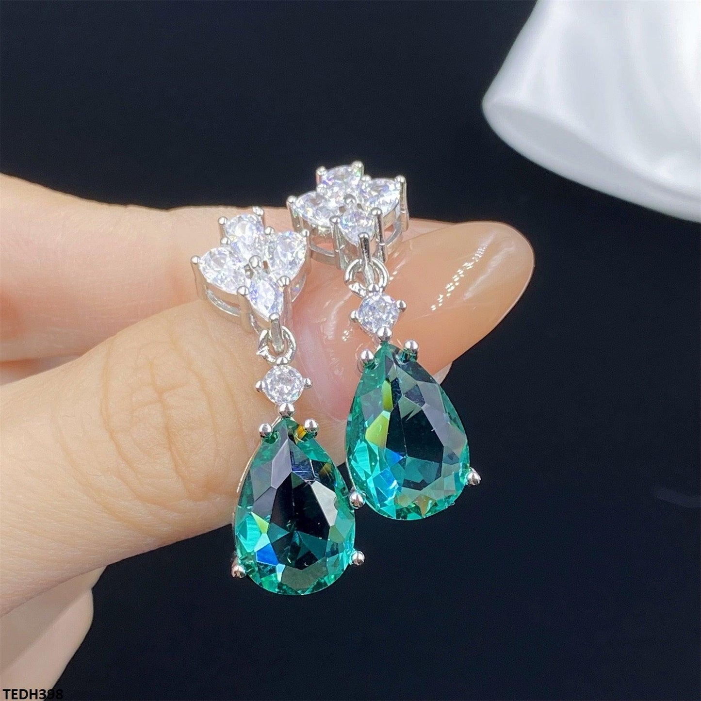 Emerald Zircon Teardrop Earrings - Havenon Store