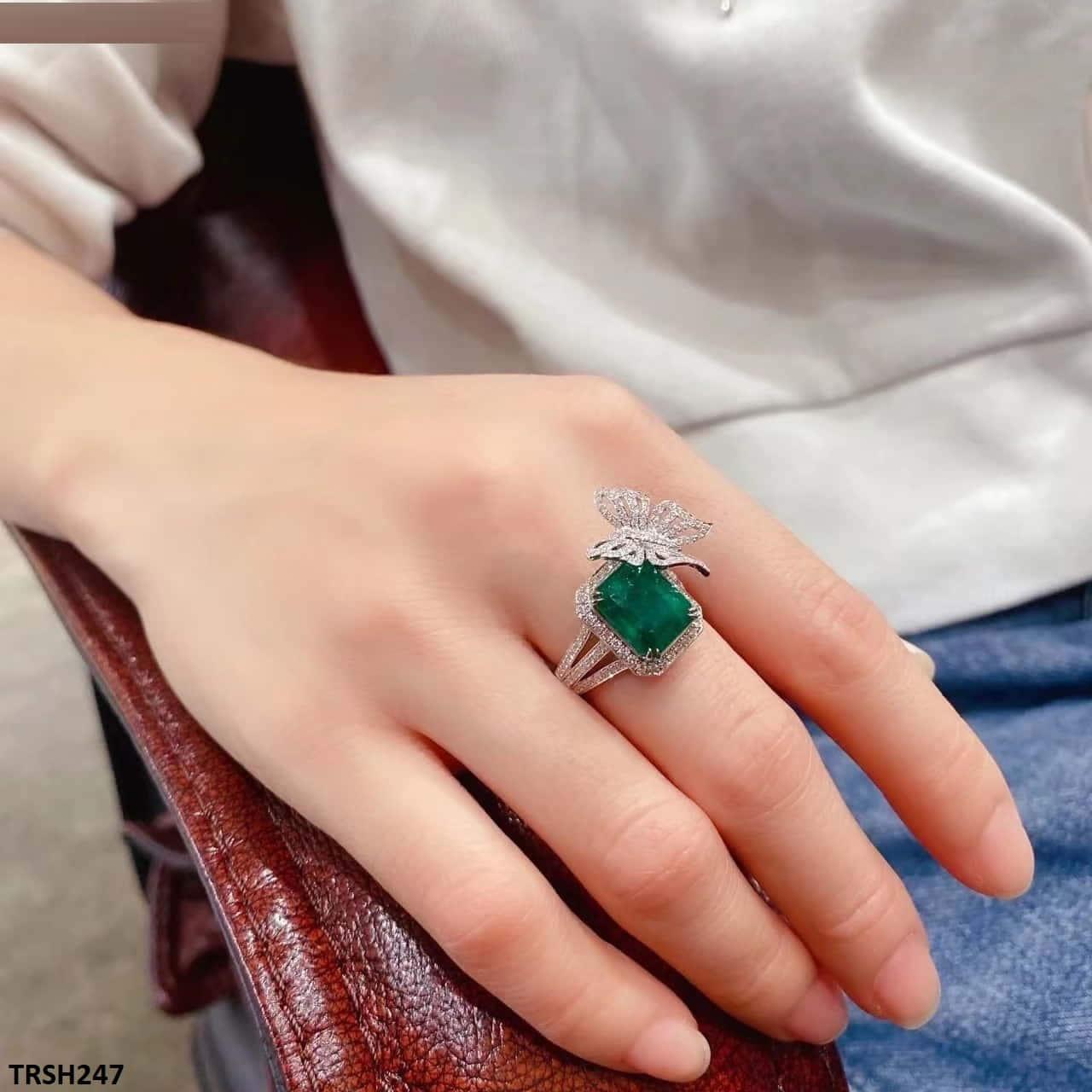 Emerald Zircon Butterfly Adjustable Ring - Havenon Store
