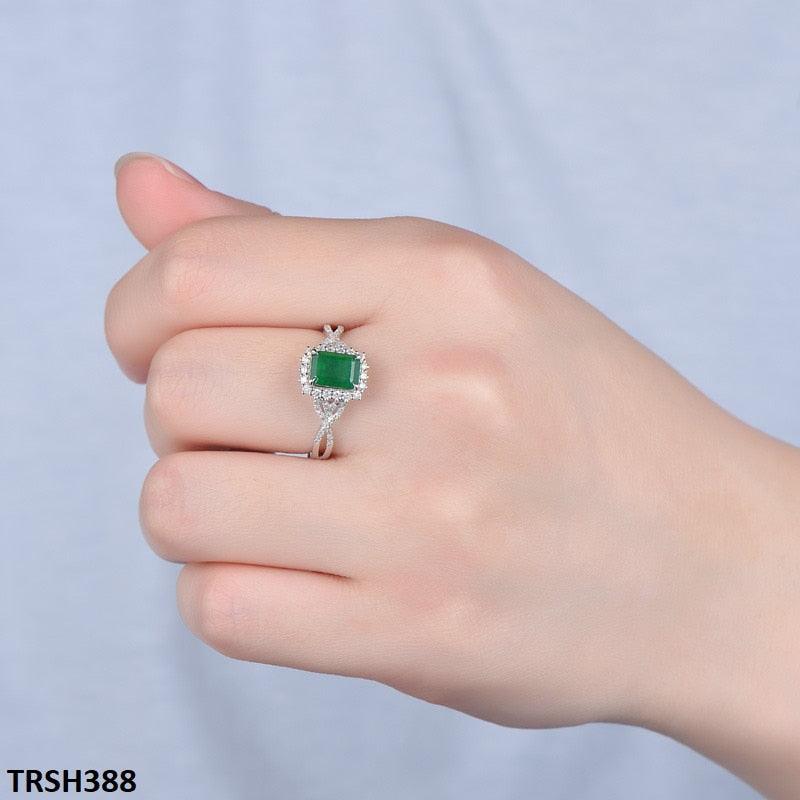 Emerald Twisted Zircon Adjustable Ring - Havenon Store