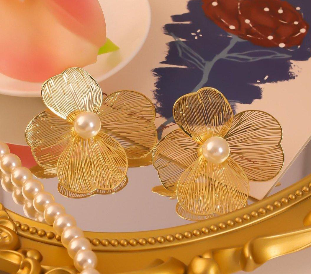 18K Designer Flower Tops