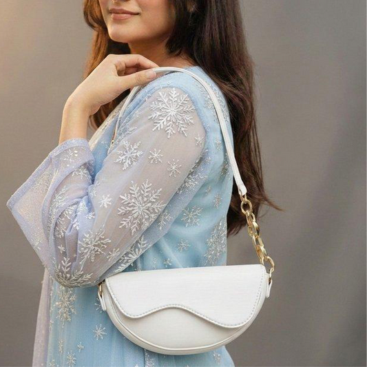 Aurelia Saddle Armpit Bag White