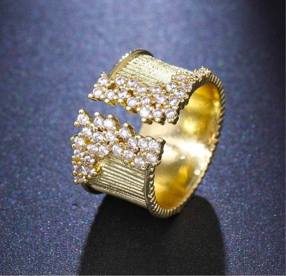 Adjustable 18K Gold Plated Round Ring