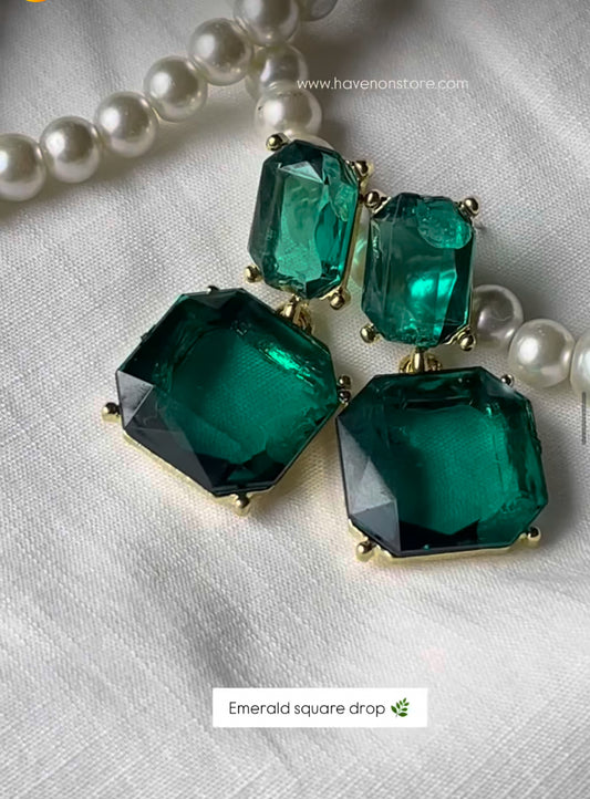 Emerald Teardrop Earrings