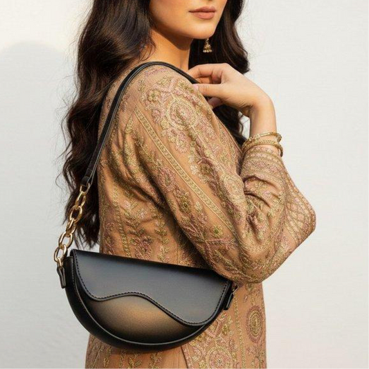 Aurelia Saddle Armpit Bag Black