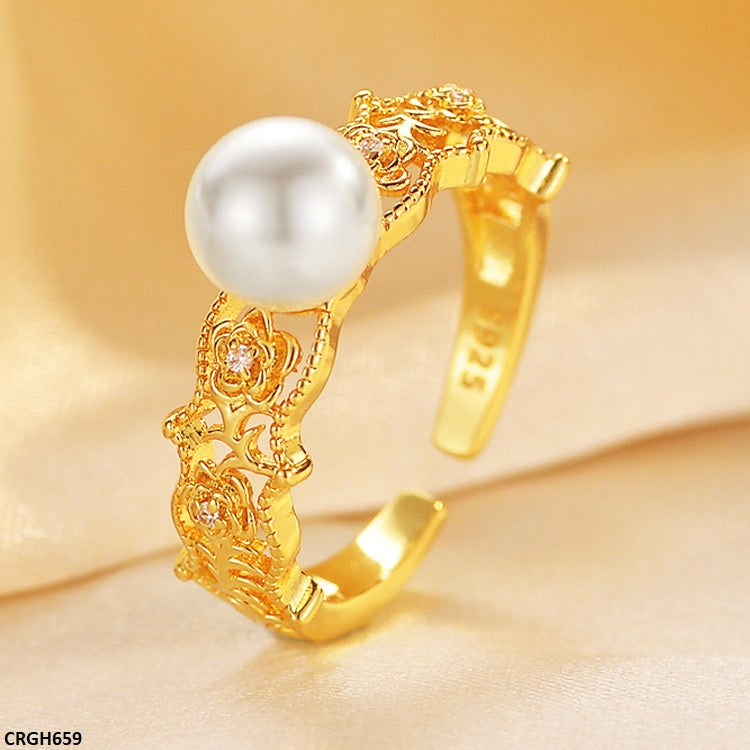 Adjustable 18K golden pearl ring  