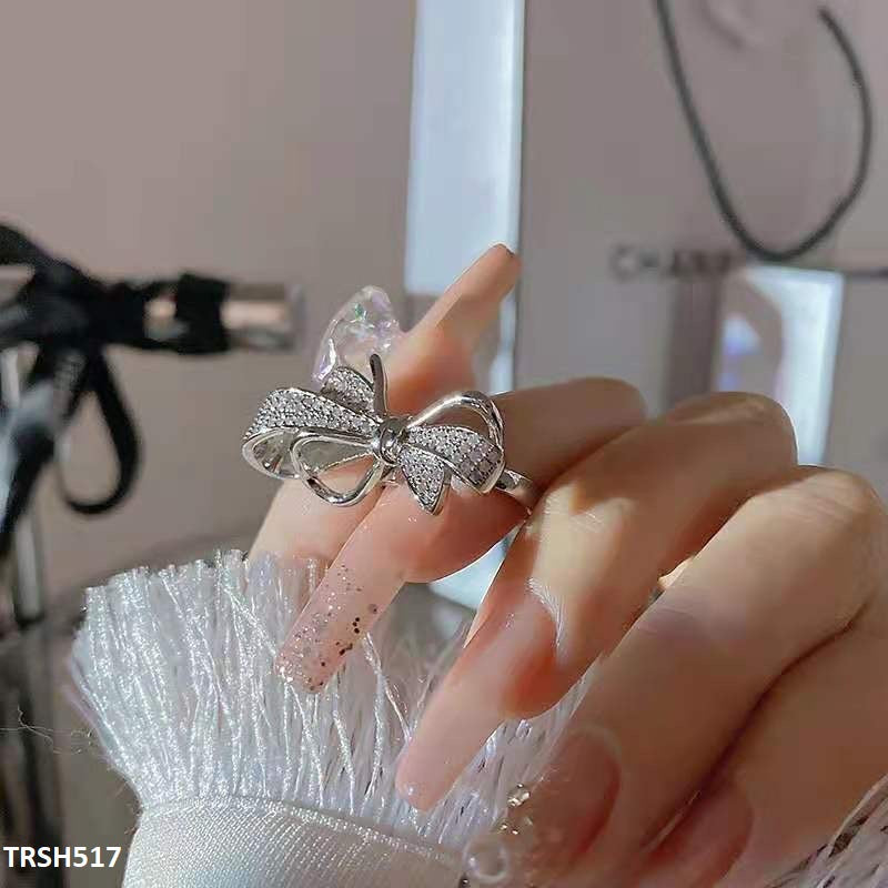 Adjustable Luxury Silver Bow Ring  