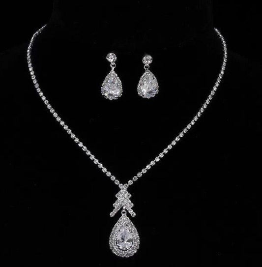 Zircon White Stone Tear Drop Necklace Set