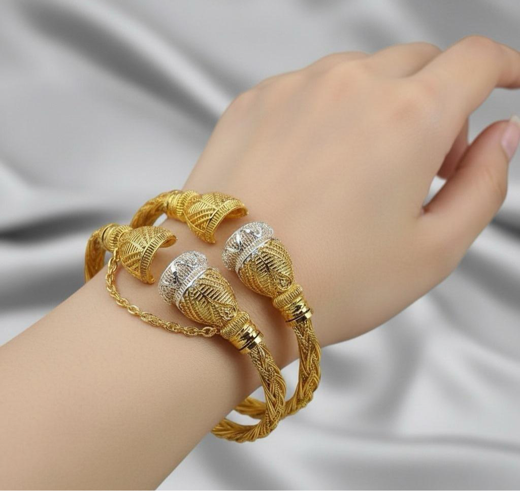 18K Twisted  Screw Adjustable Bangle Set