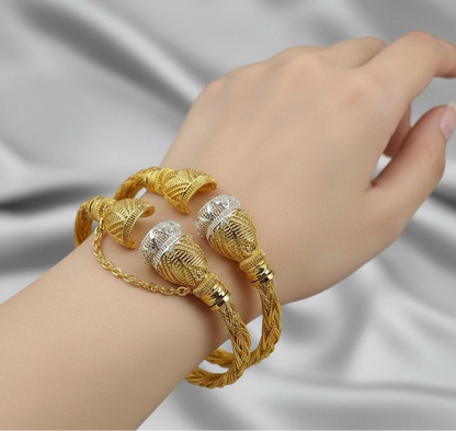 18K Twisted  Screw Adjustable Bangle Set