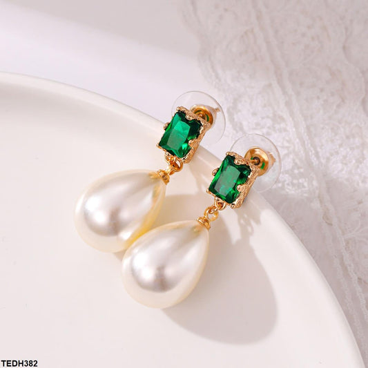Emerald with Pearl Drop Earrings - Havenon Store