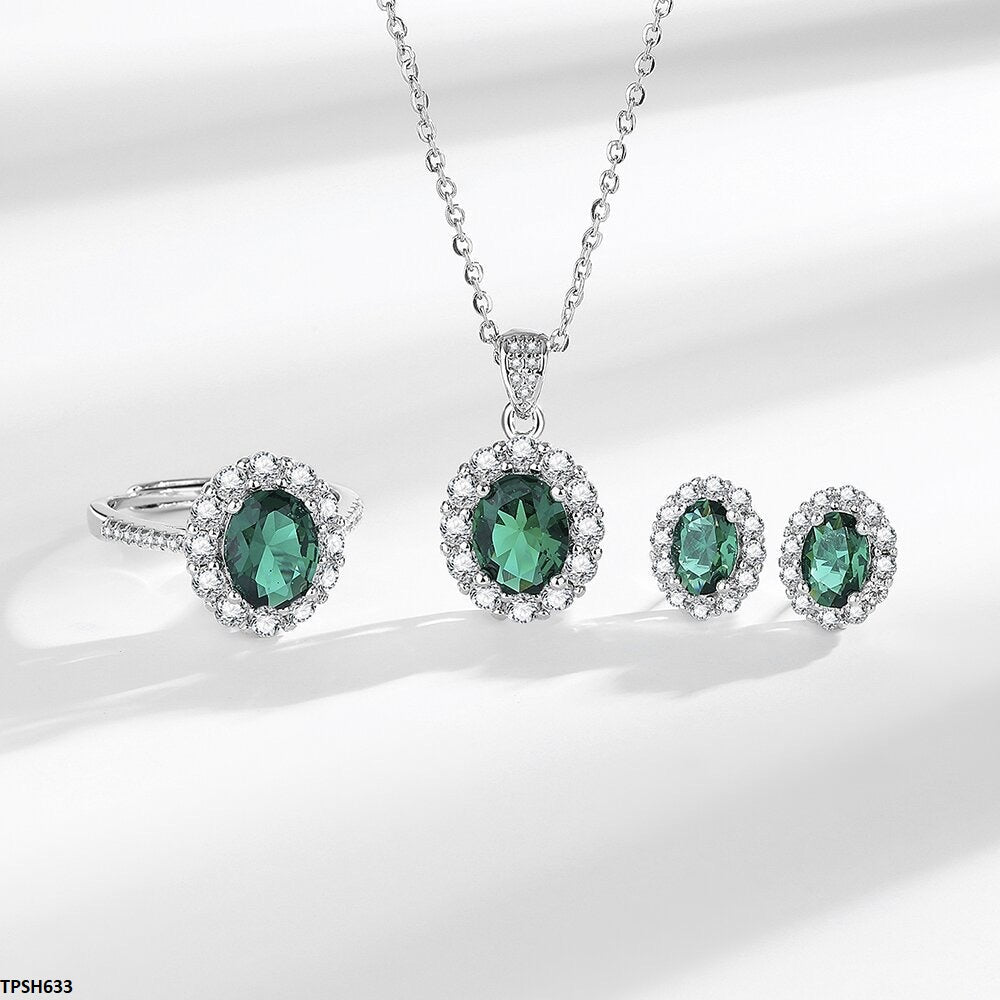 Emerald Oval Zircon Pendant with Chain 