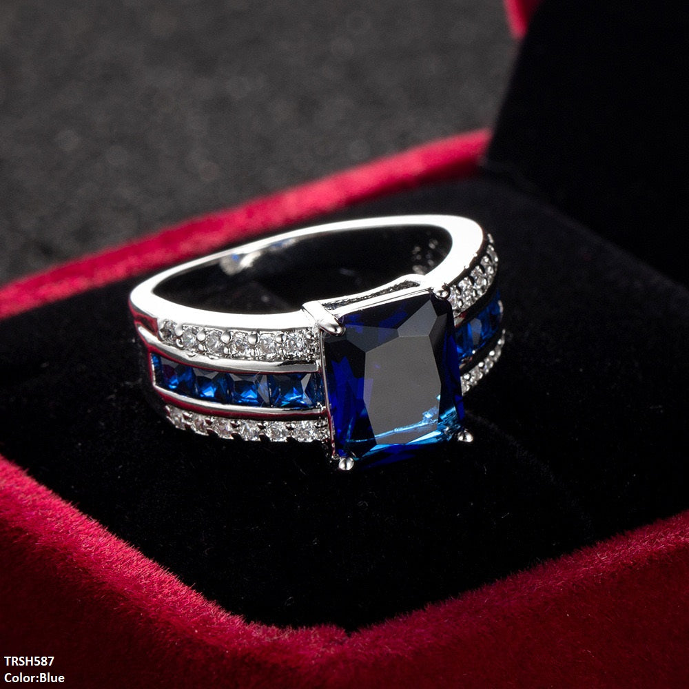 Sapphire/Emerald Layered Zircon Ring close-up  