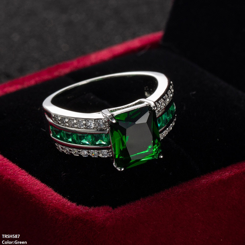 Silver-plated Sapphire/Emerald Ring design  