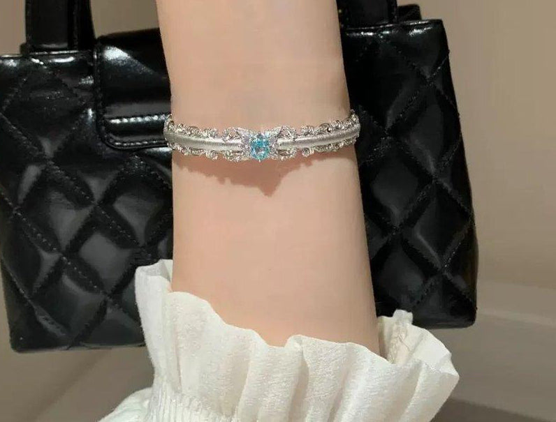 18K Oval Stone Bracelet