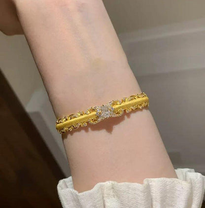 18K Oval Stone Bracelet