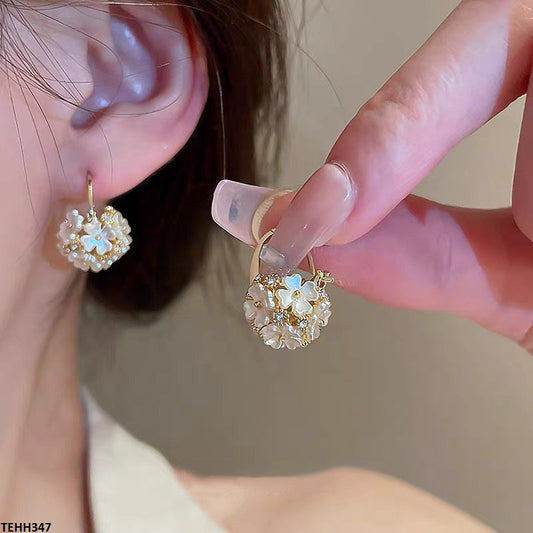 Zirconia Flower Ear Hoops Pair