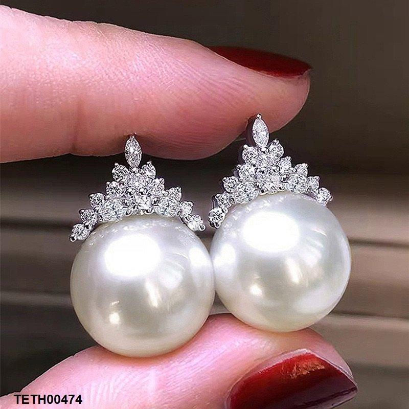 Diamond Studded Pearl Earring Studs