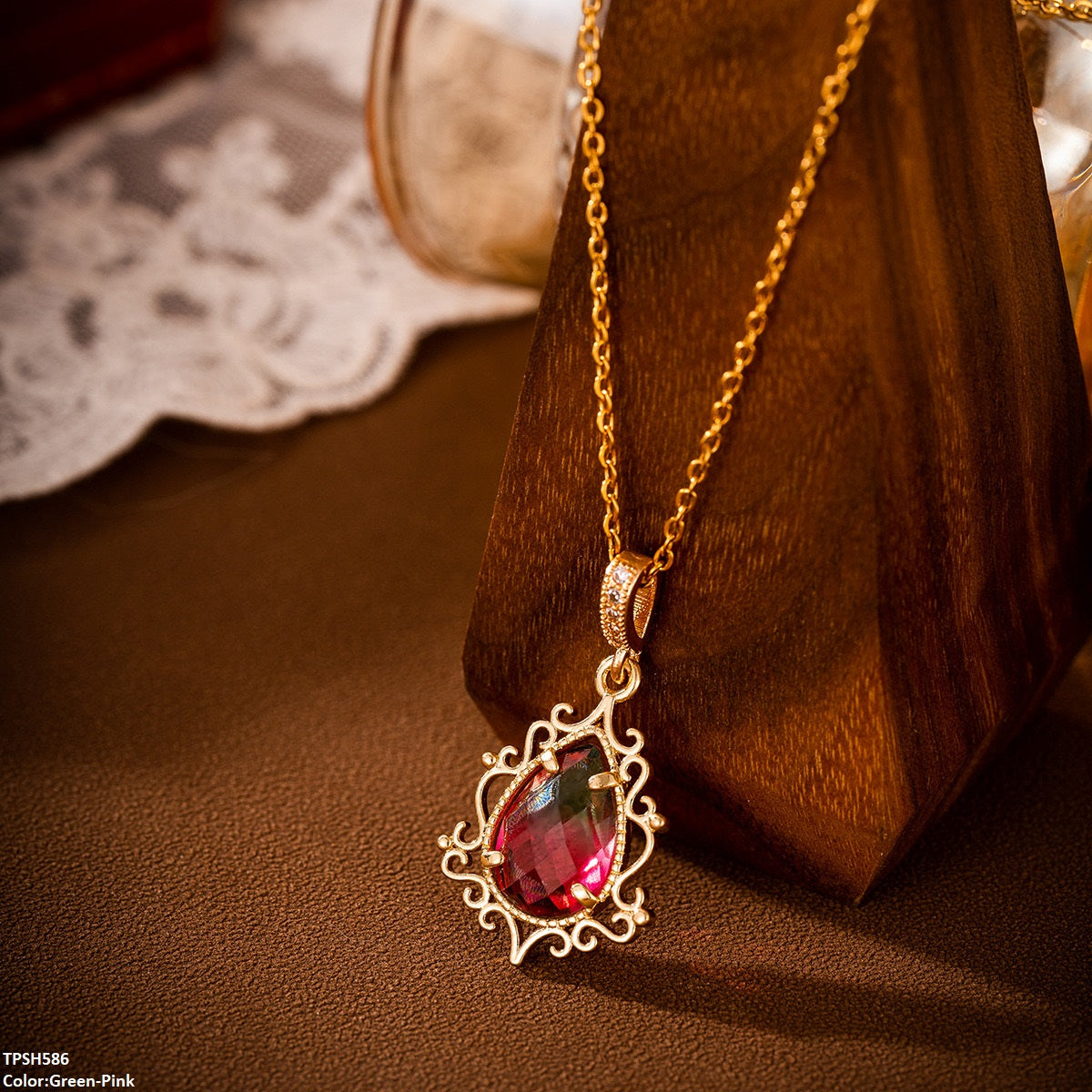 Victorian Tear Pendent with Chain
