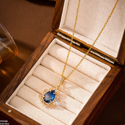 Victorian Tear Pendent with Chain