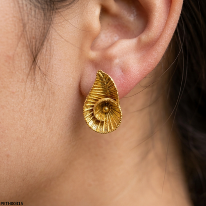 Sea Shell Tops Pair