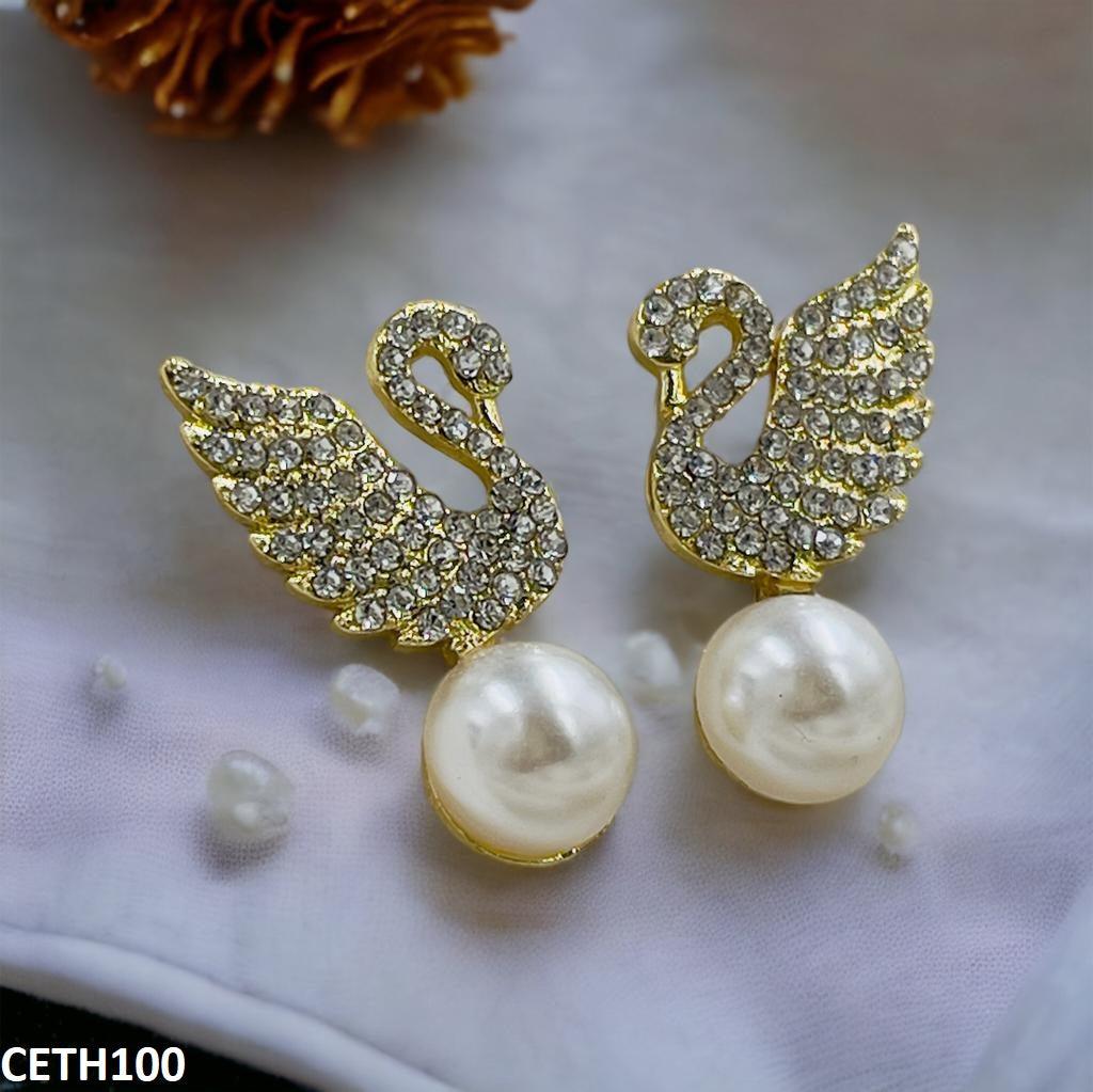 elegant duck pearl earrings