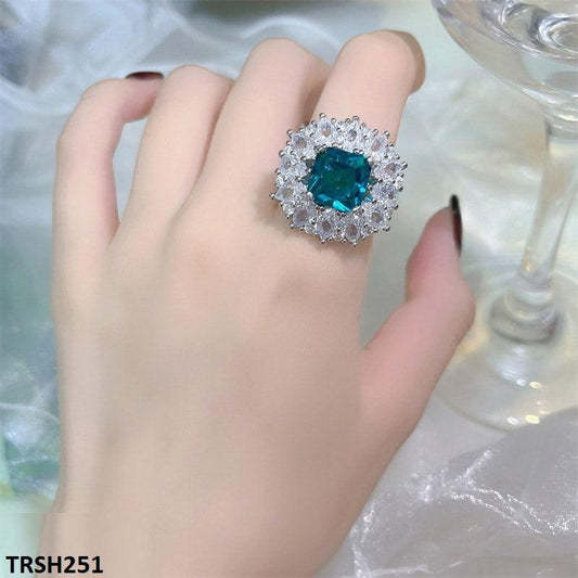 Emerald Cushion Adjustable Ring - Havenon Store