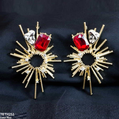 Love Me More Earrings - Havenon Store