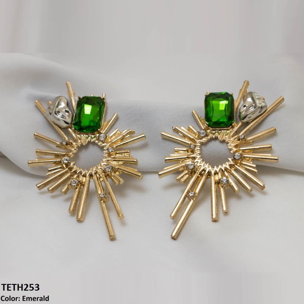 Love Me More Earrings - Havenon Store