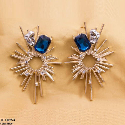 Love Me More Earrings - Havenon Store
