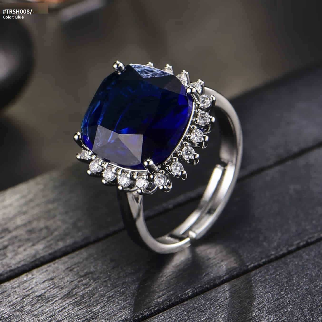 Stylish adjustable ring